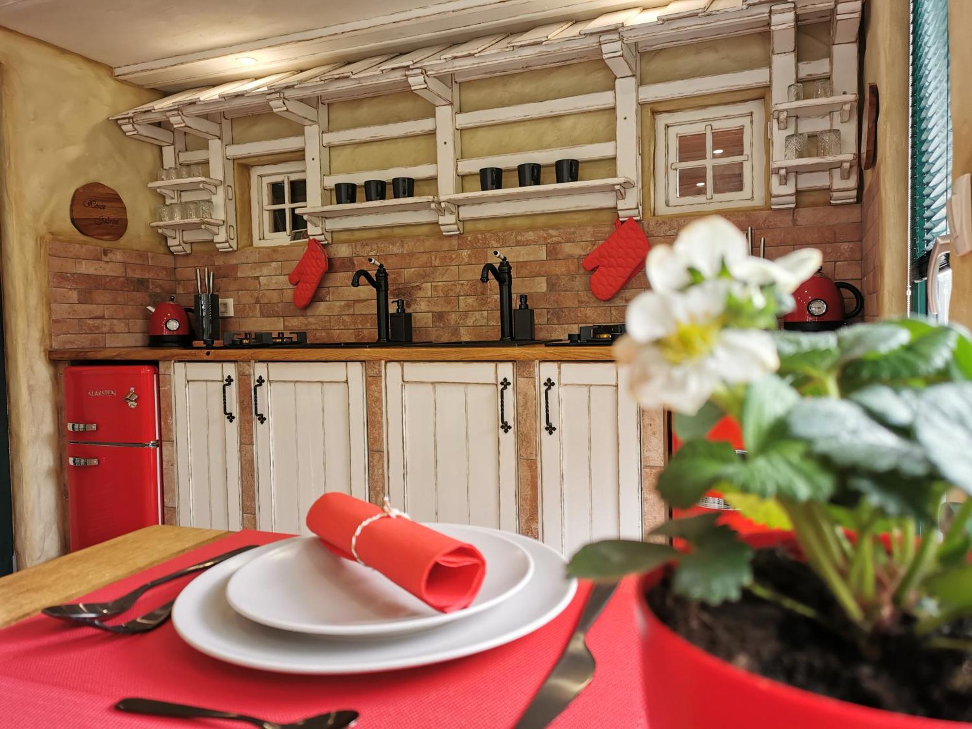 House Gabrijel With Four Seasons Outdoor Kitchen Villa เบลด ภายนอก รูปภาพ