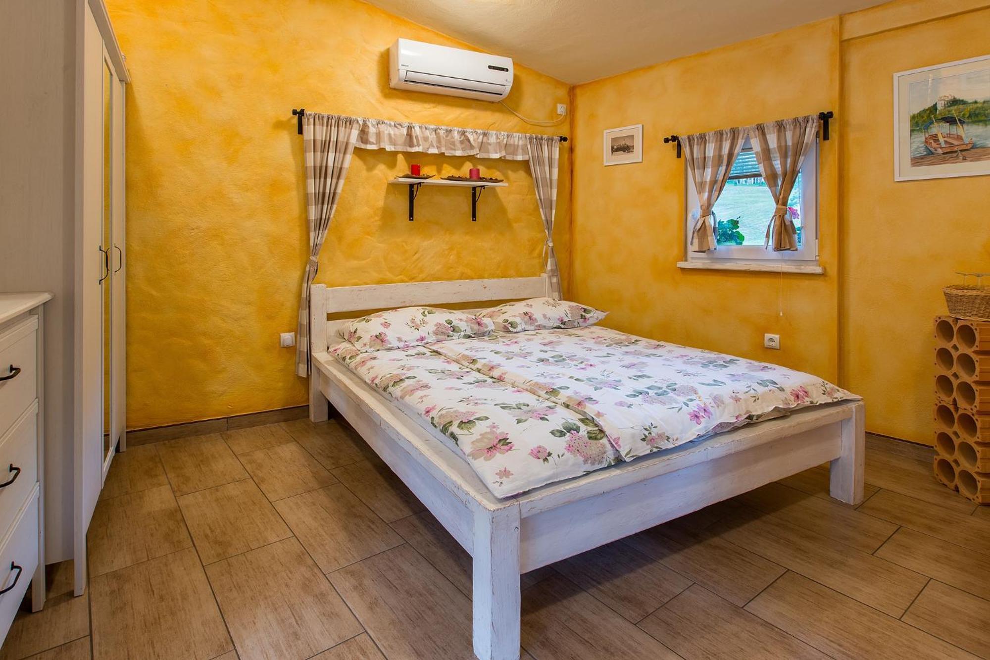 House Gabrijel With Four Seasons Outdoor Kitchen Villa เบลด ภายนอก รูปภาพ